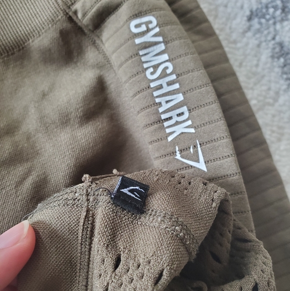 SOLD****GYMSHARK Olive Green Energy Seamless - Picture 4 of 8